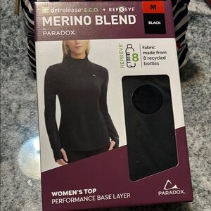 Paradox Women's Black Merino Blend Top size M new in box